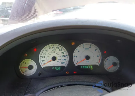 2006 Chrysler Town & Country Touring из США, поврежденный, VIN 2A4GP54L66R894106